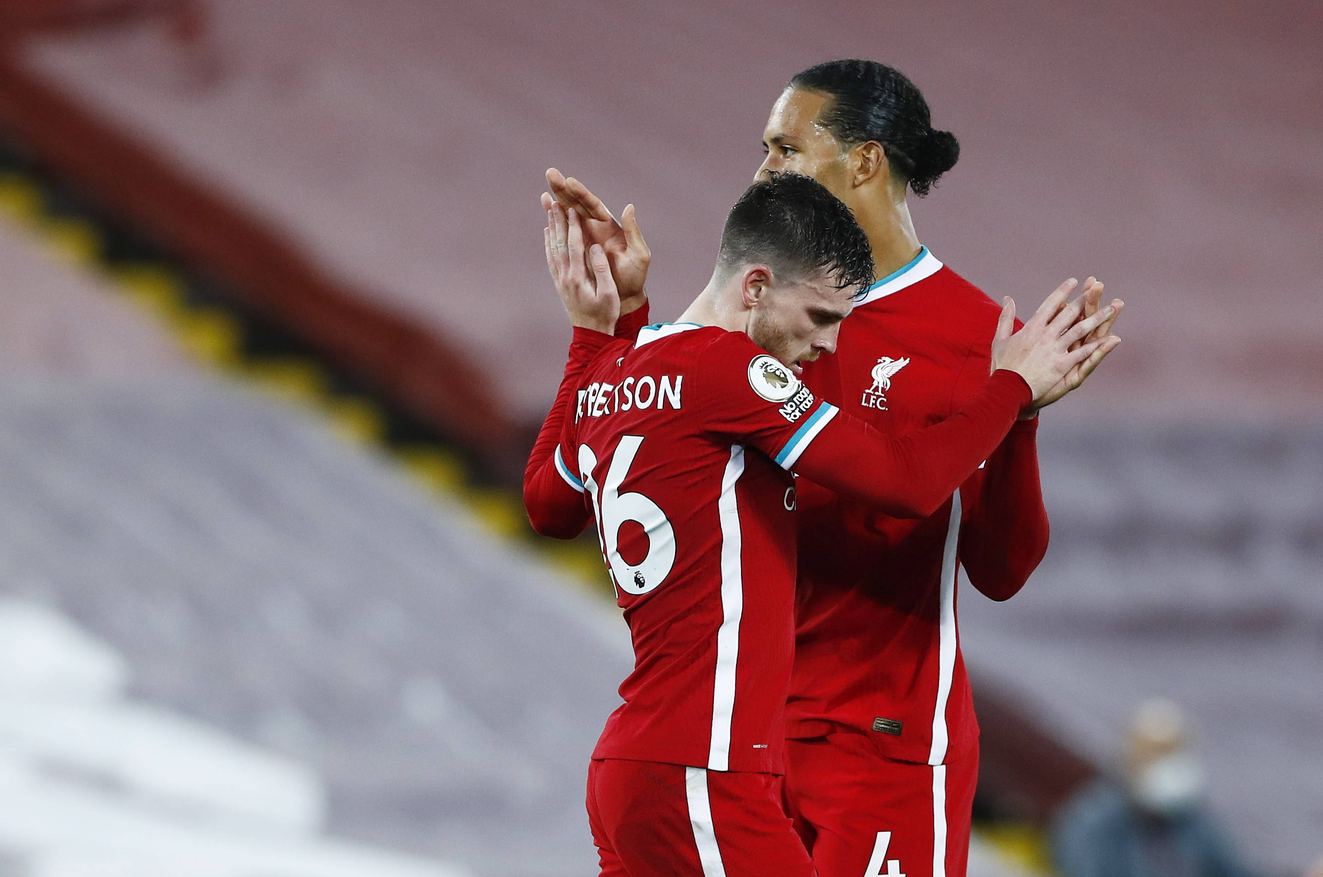 目中拼搏 目中拼搏